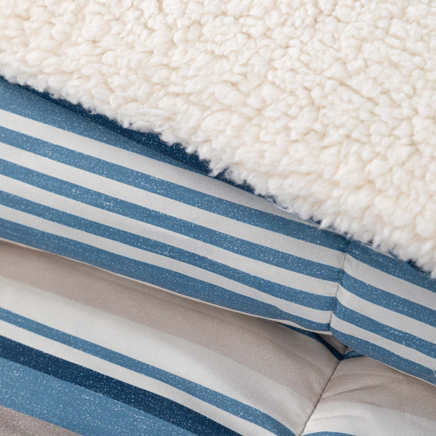 Plumon  Reversible Sherpa 1.5 Plaza Lineas Azul DIB