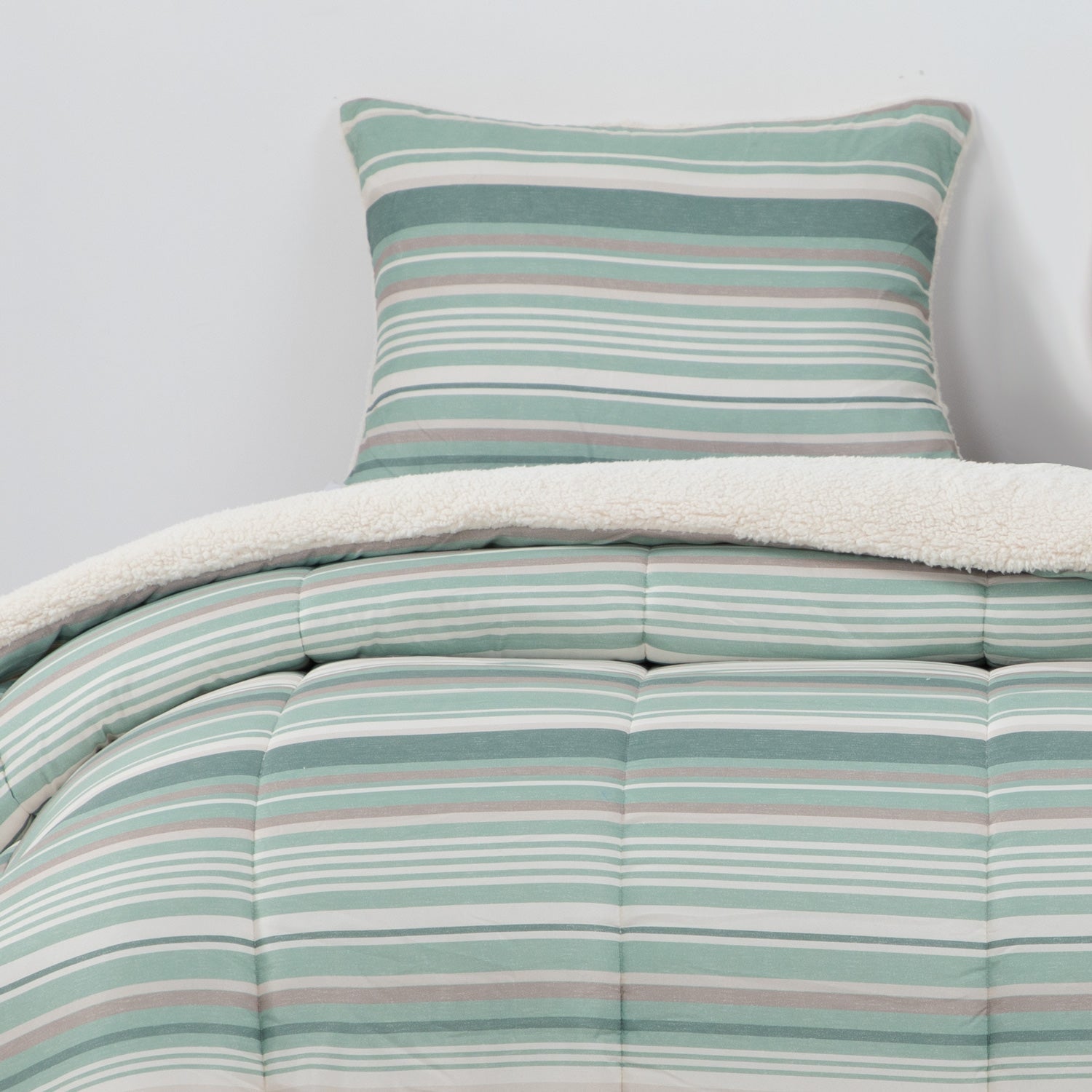 Plumon  Reversible Sherpa 1.5 Plaza Lineas Verde DIB